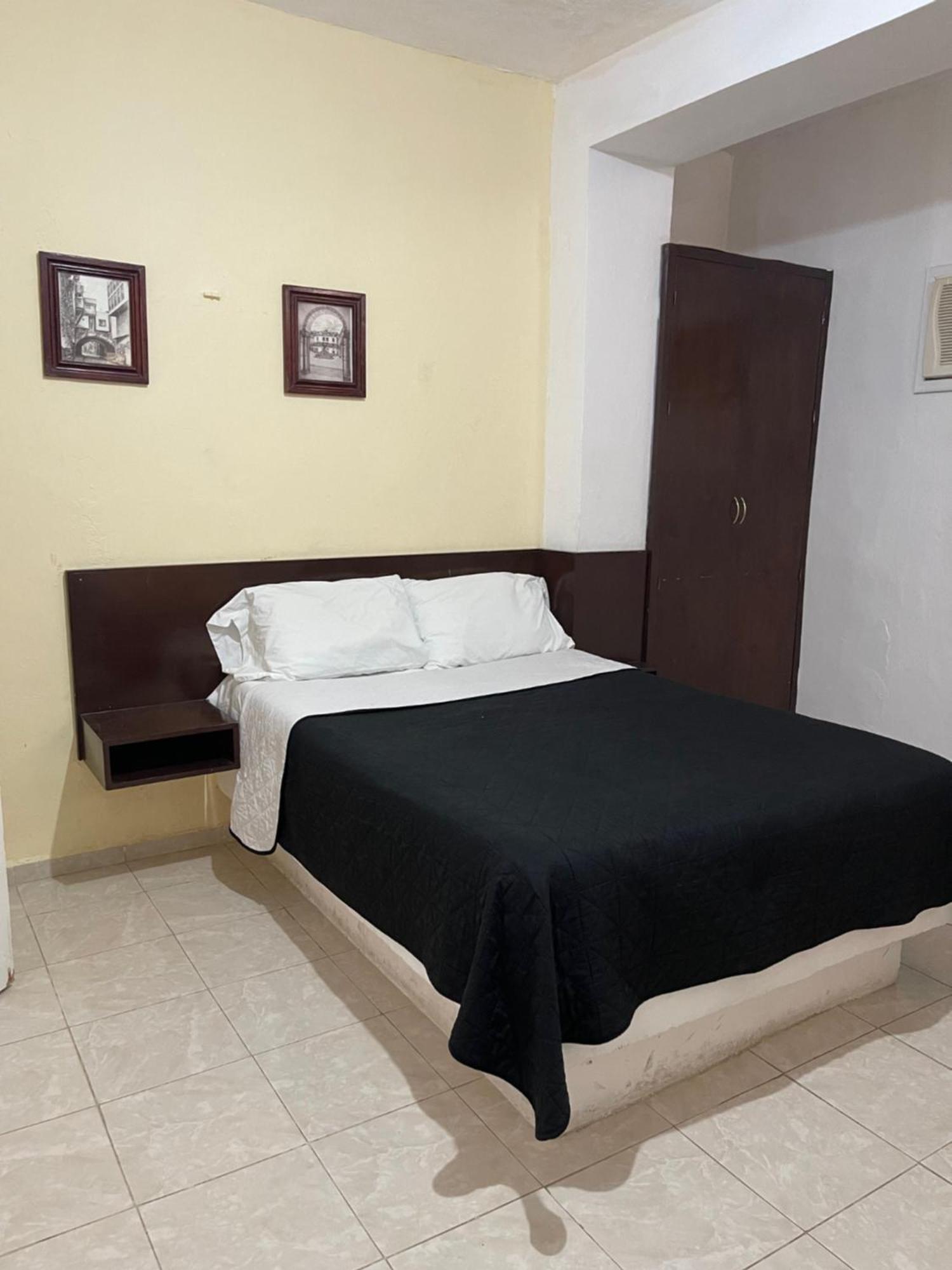 Hotel Cupules Mérida Exterior foto